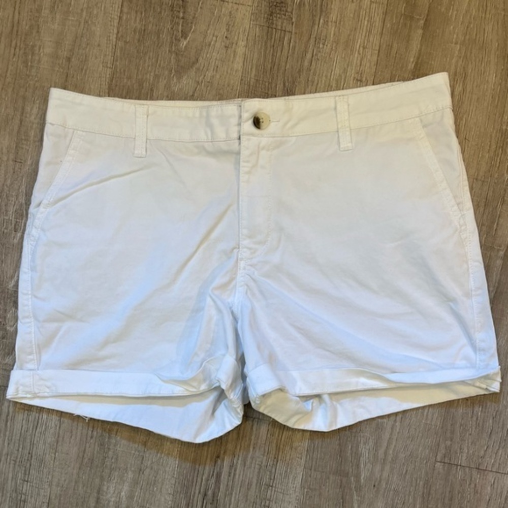 Sonoma Everyday Shorts Original Fit White Woman’s Shorts 14